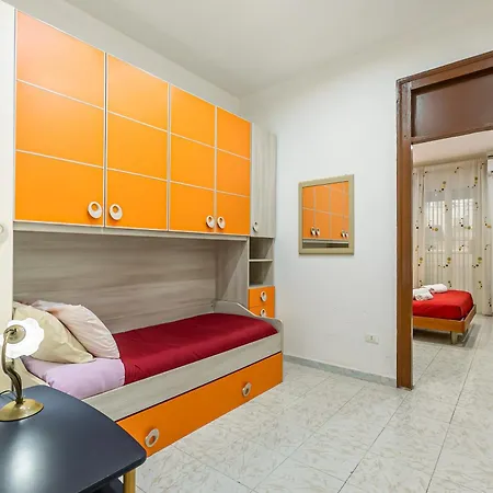 Corso Dei Mille Railway Apartment *